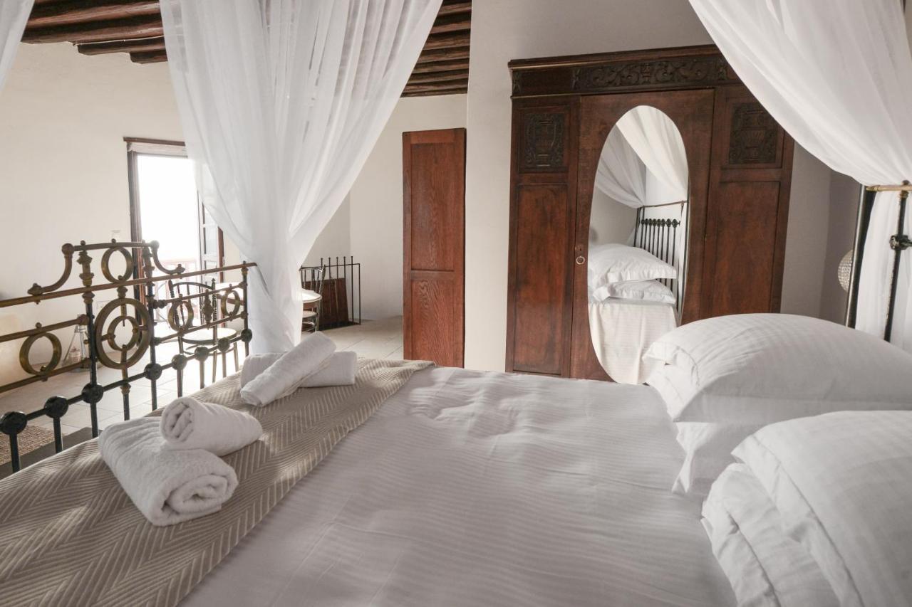 Castrum Traditional Sunset Suites Plaka  Екстериор снимка