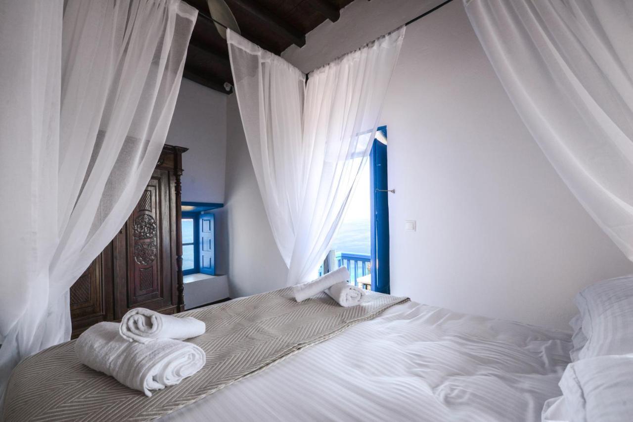 Castrum Traditional Sunset Suites Plaka  Екстериор снимка